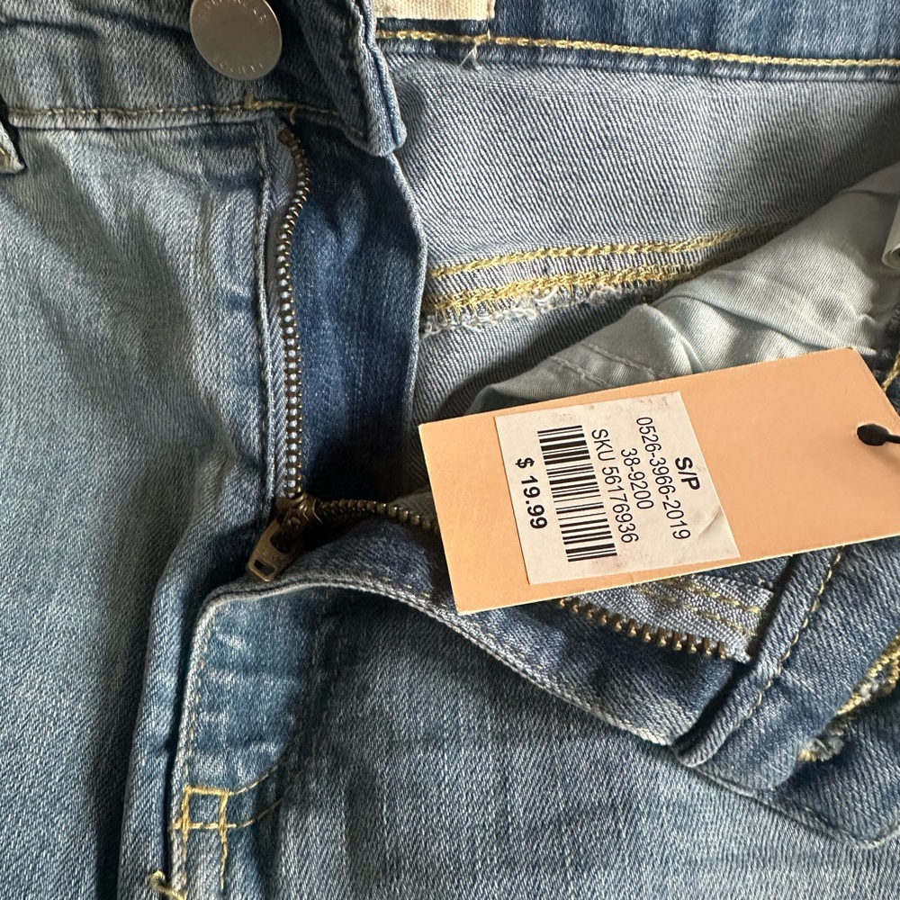 Wilfred Light Blue Denim Midi Pencil Skirt with Frayed Hem - Picture 4 of 4